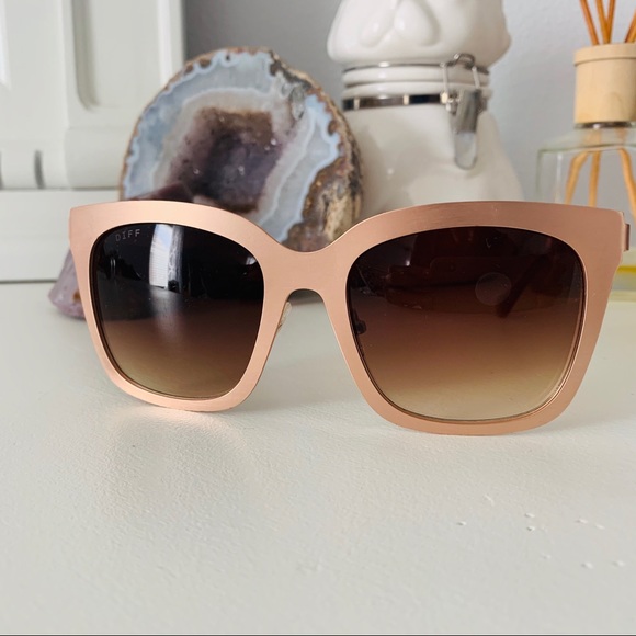 Diff Eyewear | Accessories | Ella Rose Gold Mirrored Square  display picture 3